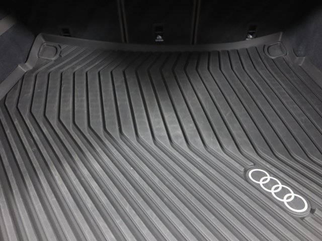 Certified 2025 Audi Q5 Premium w/ Premium Plus AWD/4WD image 25