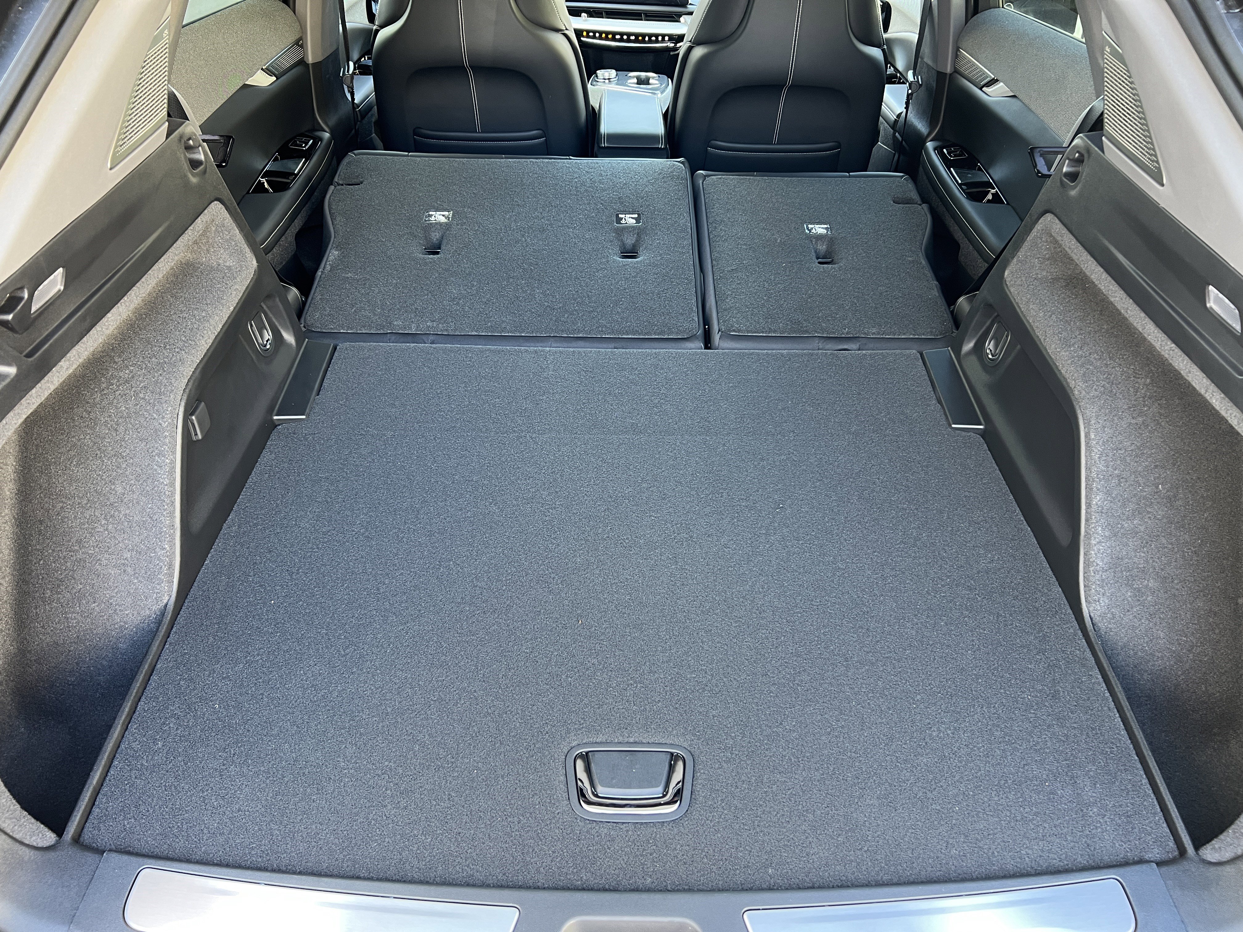 New 2025 Cadillac Optiq Sport 2 image 21