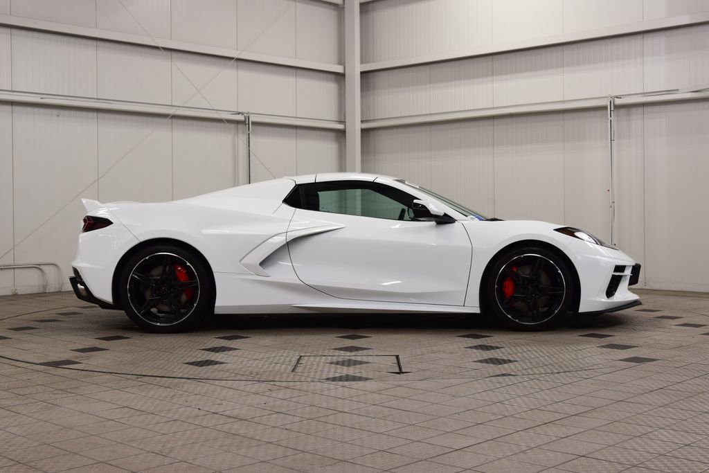 Used 2023 Chevrolet Corvette Stingray Preferred Conv w/ Z51 Performance Package RWD image 9