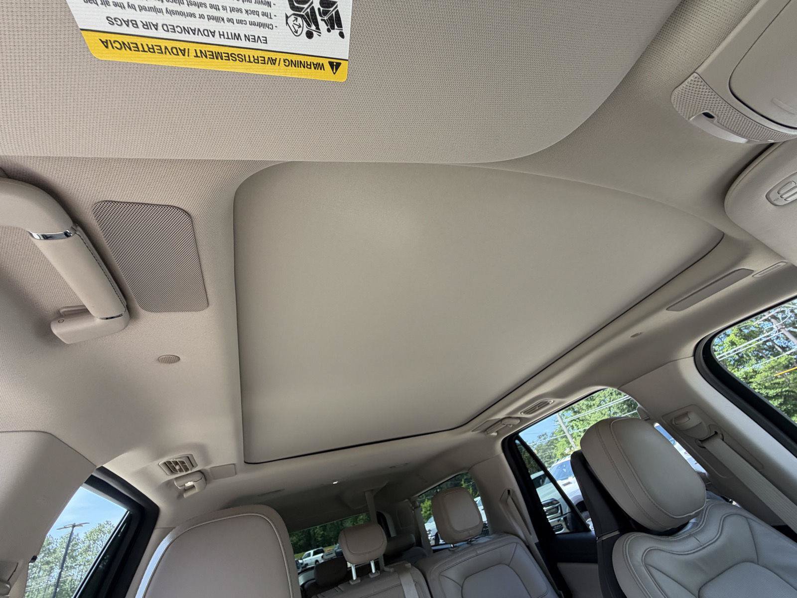 Used 2024 Lincoln Navigator L Reserve AWD/4WD image 22