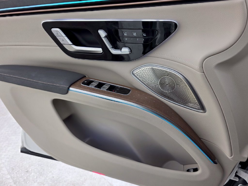 Certified 2023 Mercedes-Benz EQS 450+ SUV image 24