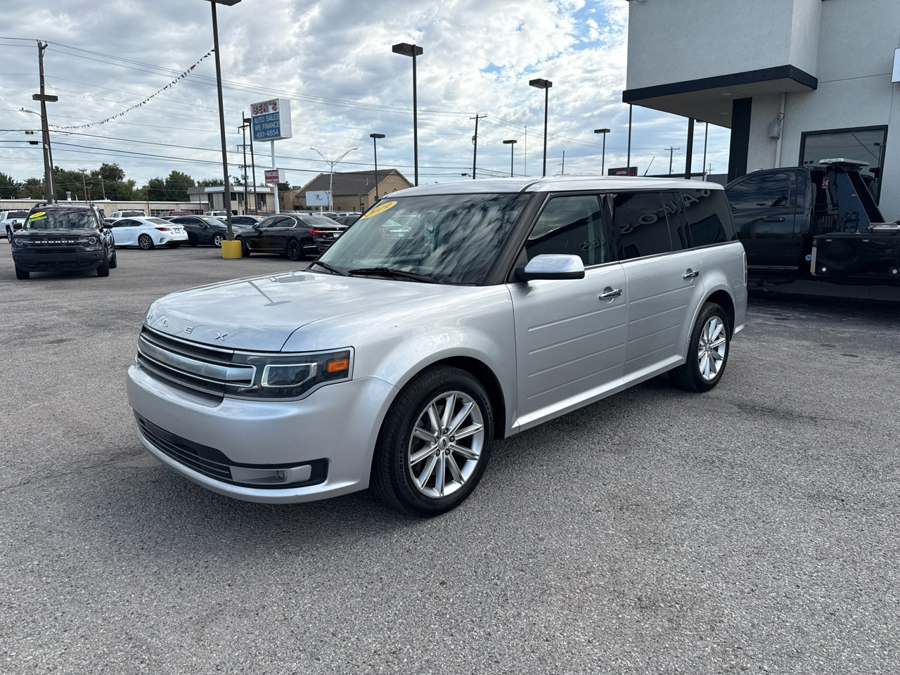 Used 2019 Ford Flex Limited image 2