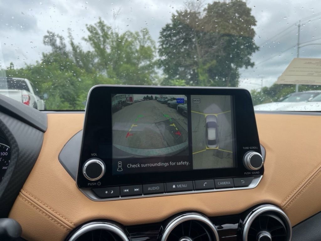 Used 2024 Nissan Sentra SV w/ SV Premium Package image 22