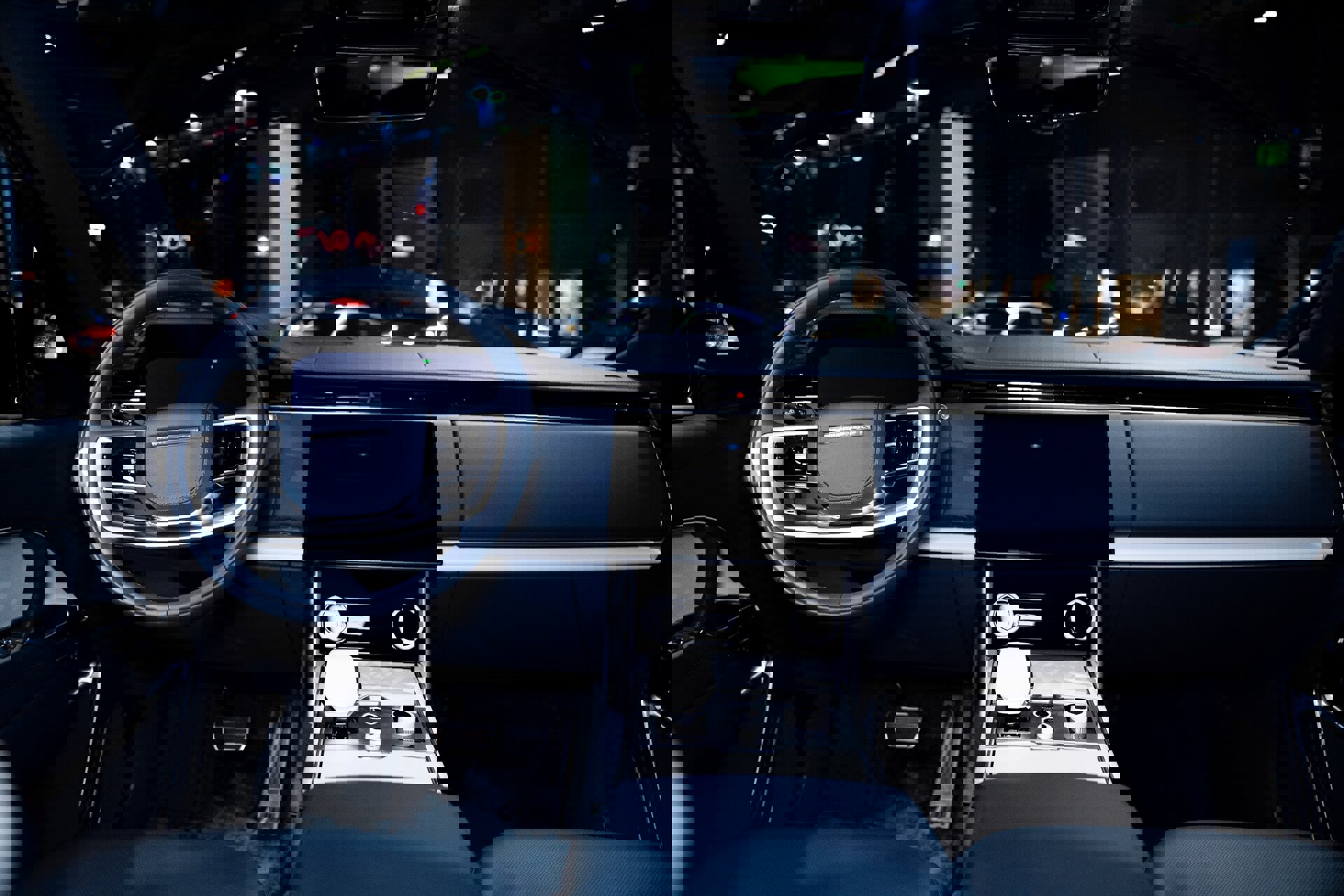 Used 2023 Land Rover Range Rover SV image 20