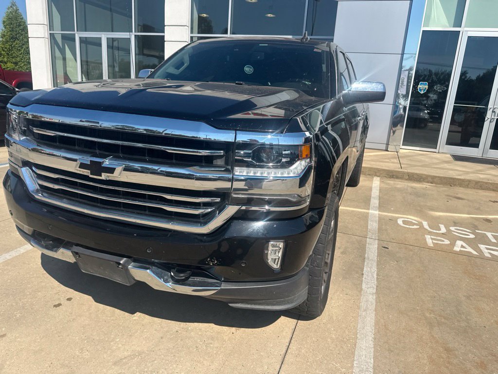Used 2017 Chevrolet Silverado 1500 High Country AWD/4WD image 4