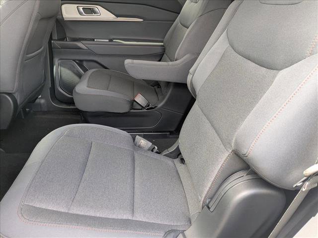 New 2026 Ford Explorer Active image 14