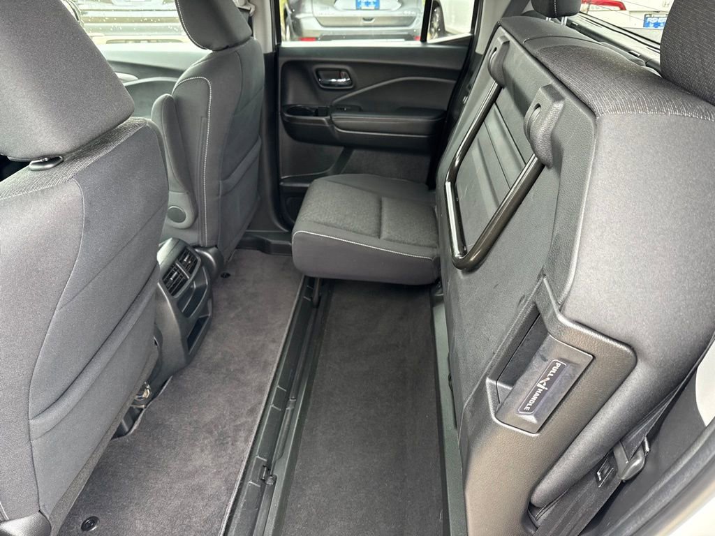 Used 2021 Honda Ridgeline Sport image 13