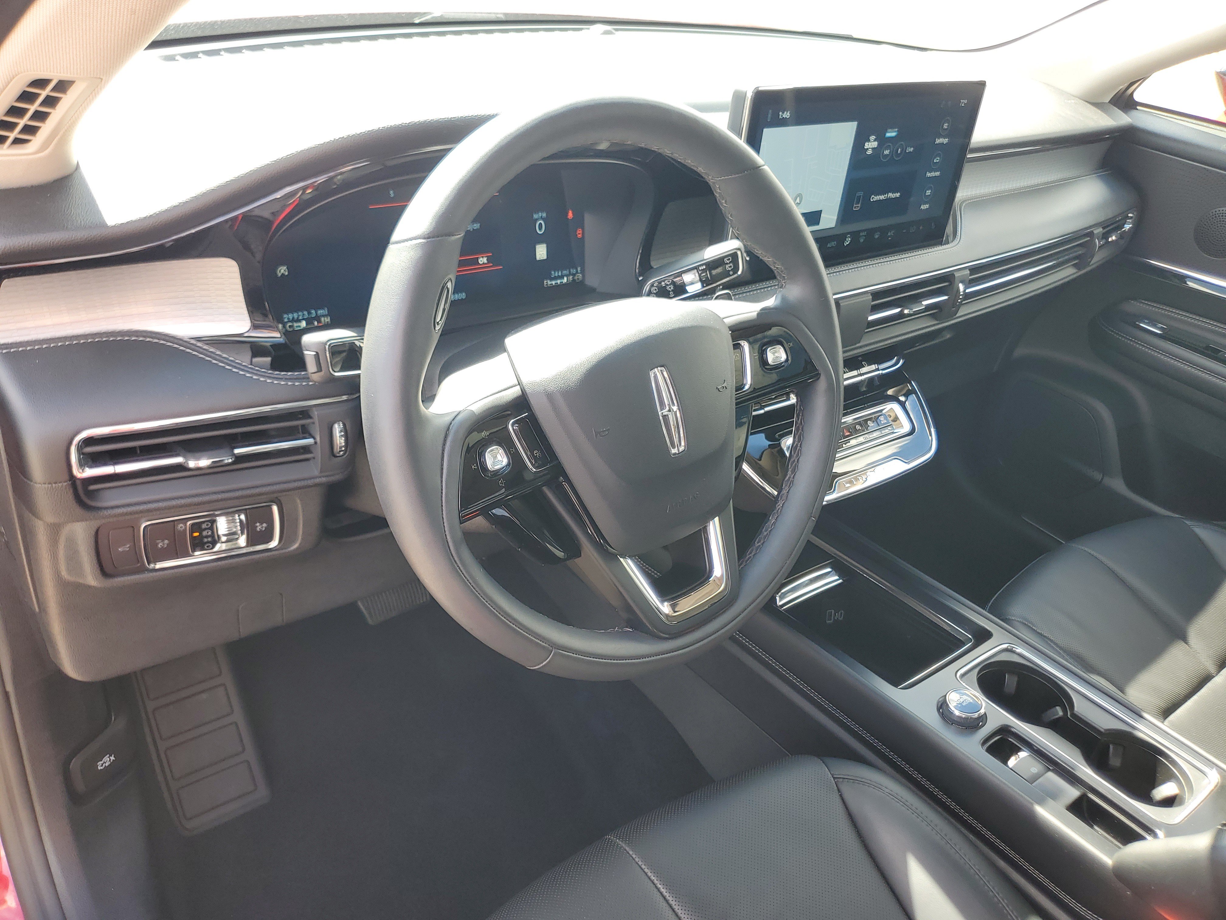 Certified 2024 Lincoln Corsair AWD w/ Equipment Group 101A image 13
