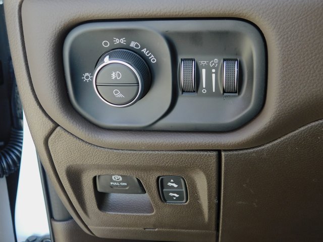 New 2025 RAM 1500 Laramie image 29