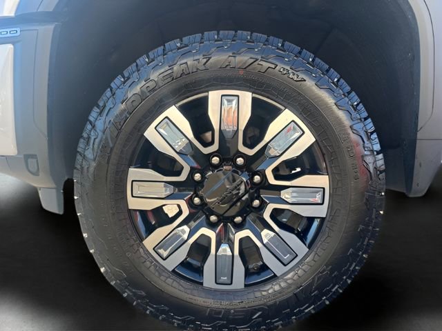 Used 2024 GMC Sierra 3500 Denali w/ Denali Reserve Package AWD/4WD image 12