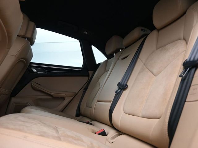 Used 2021 Porsche Macan S image 5