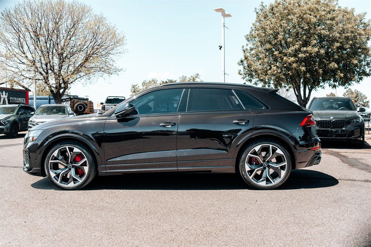 Used 2023 Audi RS Q8 w/ Black Optic Package AWD/4WD image 4