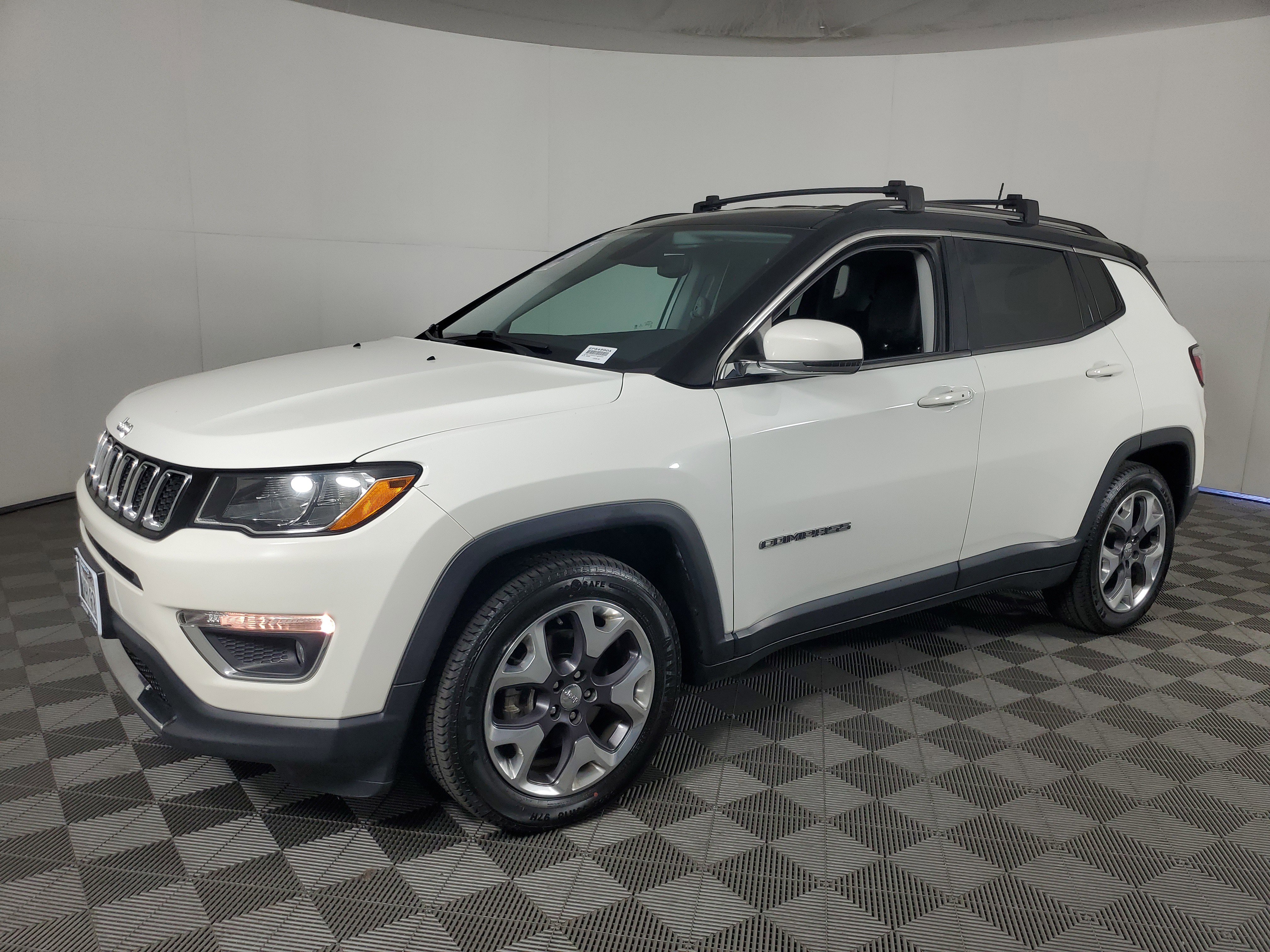 Used 2020 Jeep Compass Limited FWD image 8