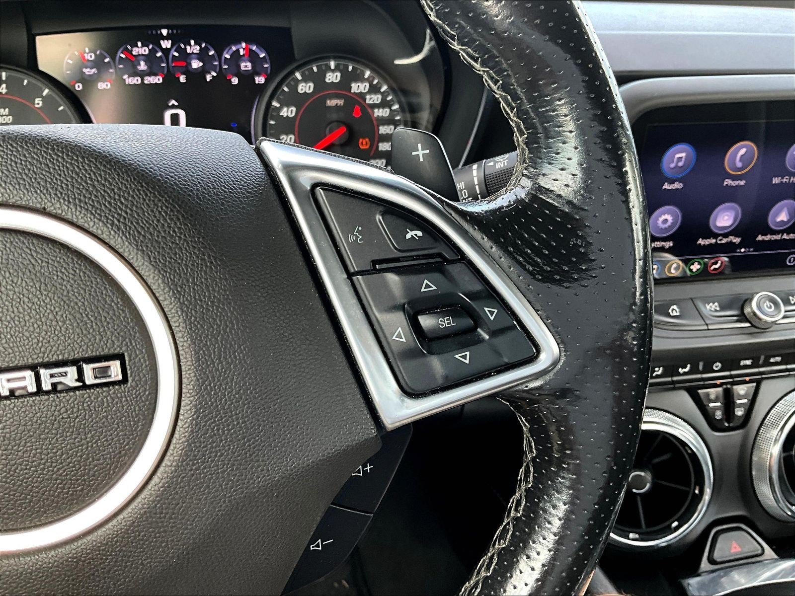 Used 2020 Chevrolet Camaro SS RWD image 11