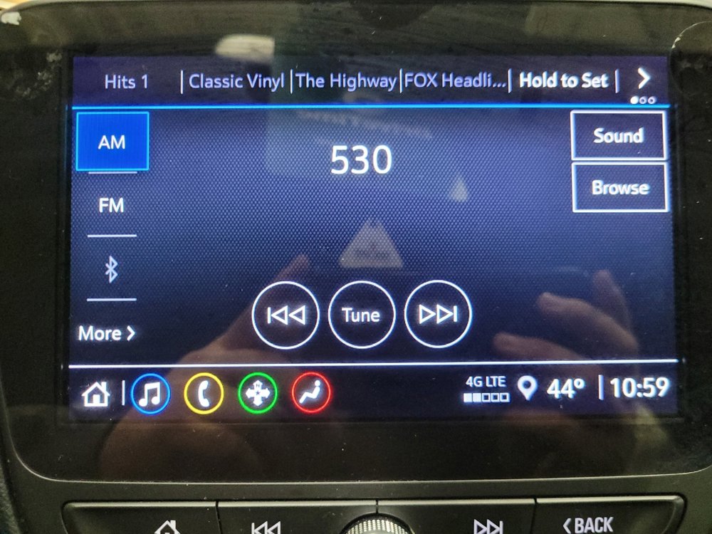 Used 2024 Chevrolet Malibu LT image 25