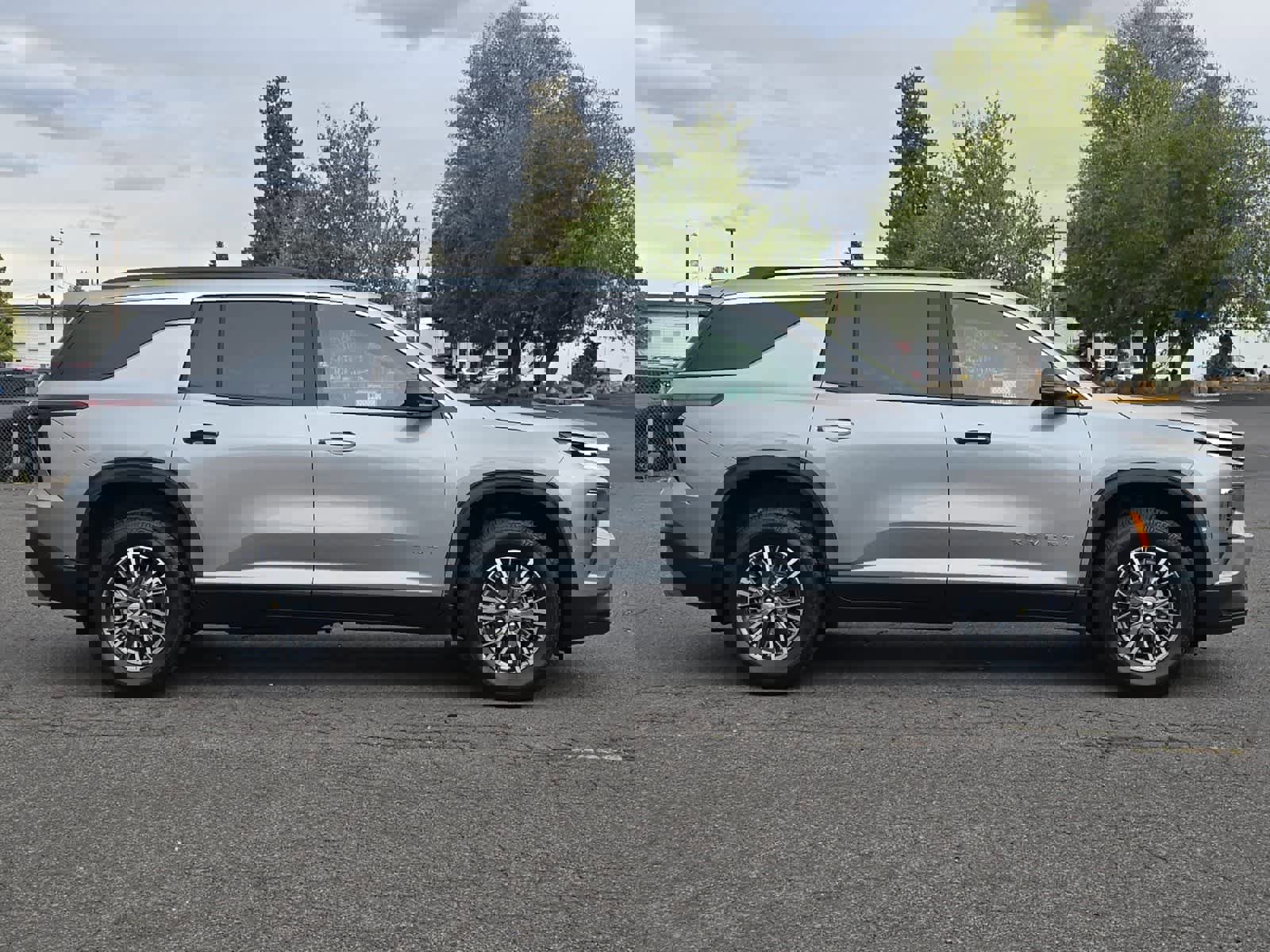 New 2026 Chevrolet Traverse LT w/ Enhanced Driving Package image 8