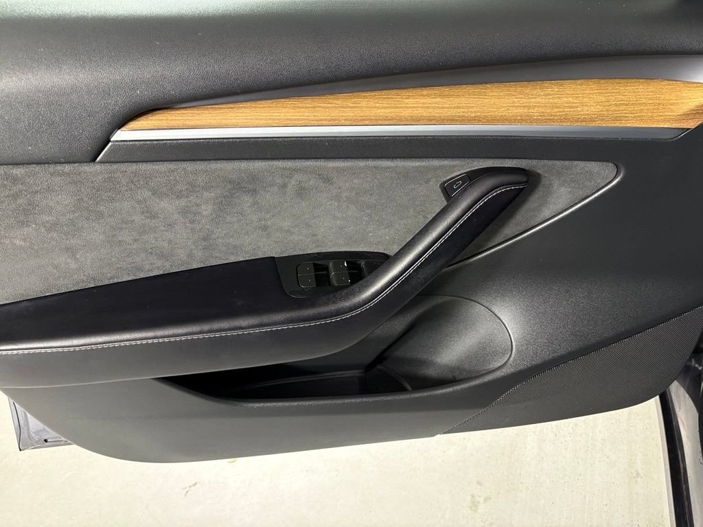 Used 2023 Tesla Model 3 Standard Range RWD image 15