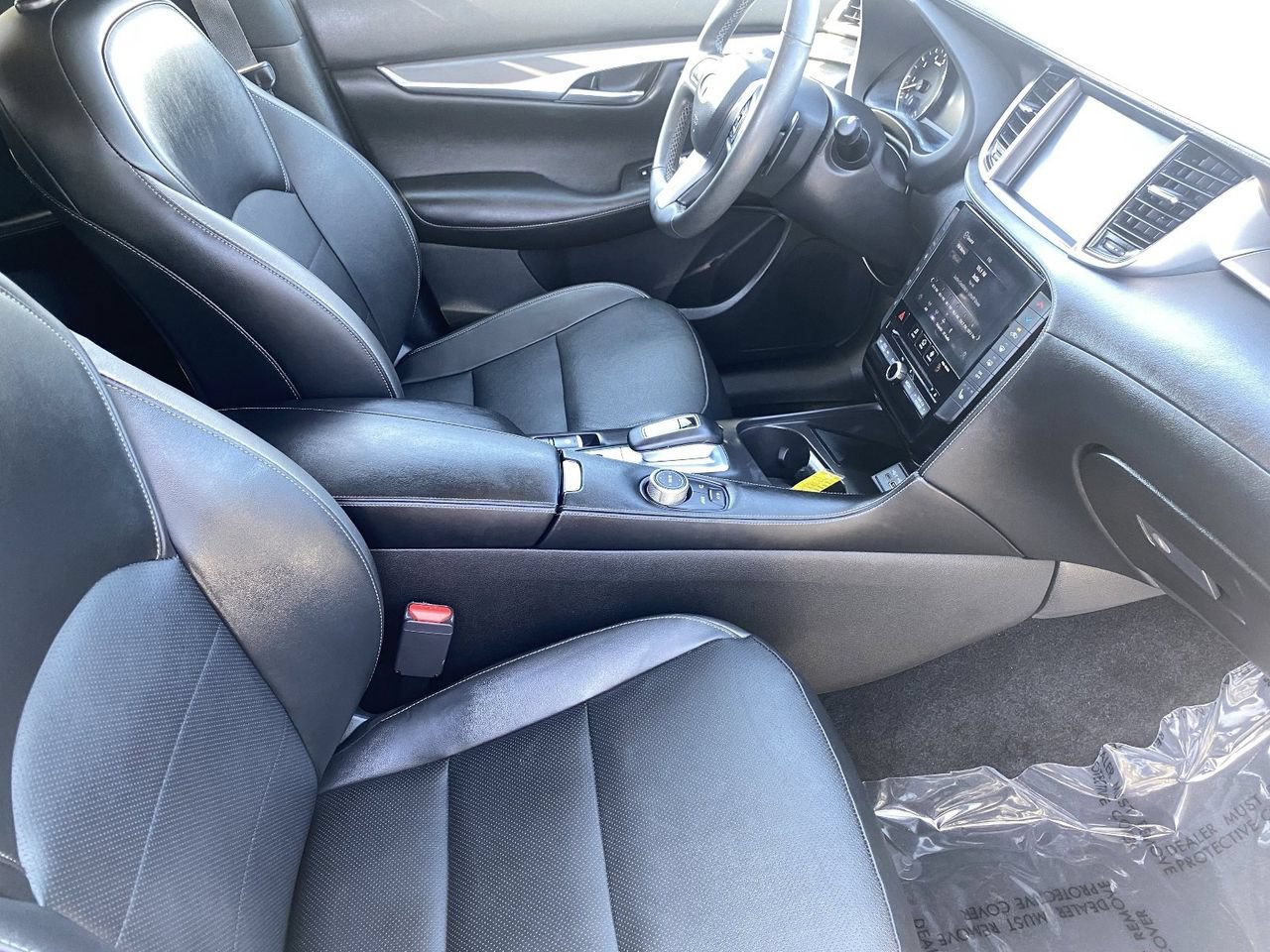 Certified 2023 INFINITI QX50 Luxe FWD image 10