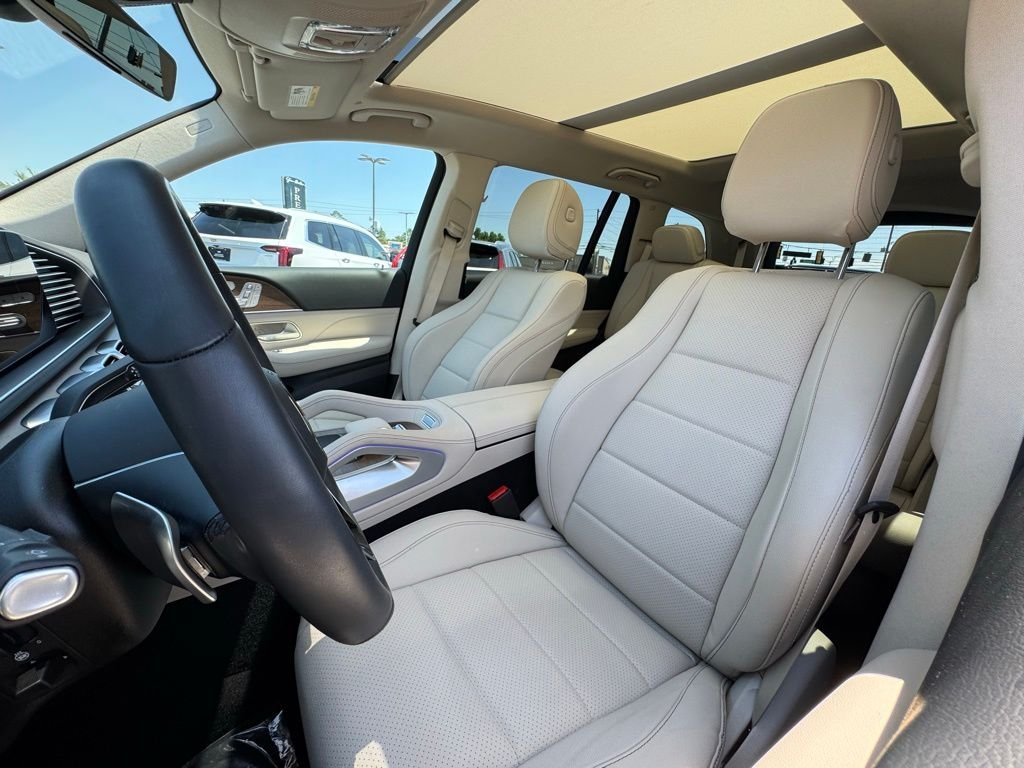 Used 2026 Mercedes-Benz GLS 450 4MATIC image 17