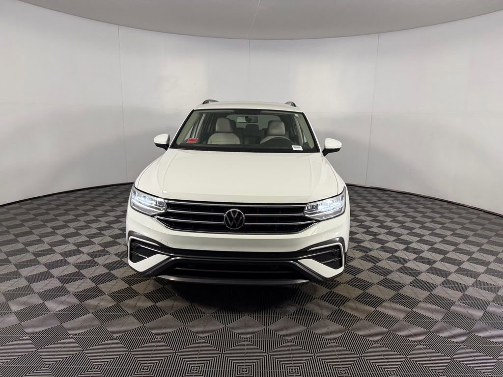 Used 2022 Volkswagen Tiguan S image 11