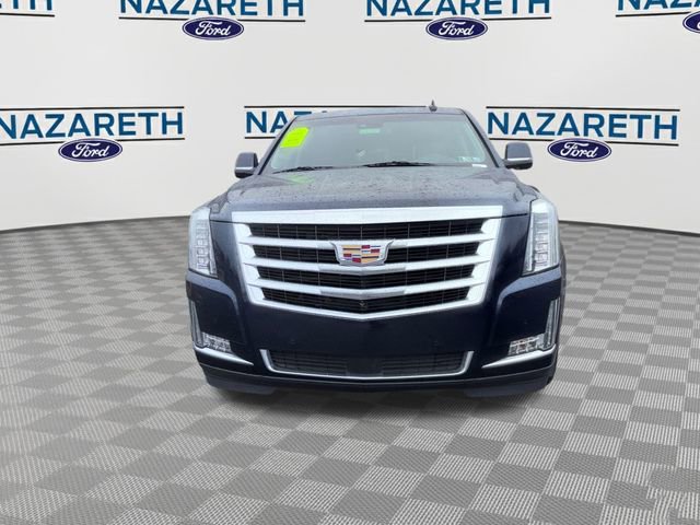 Used 2017 Cadillac Escalade Premium Luxury image 2