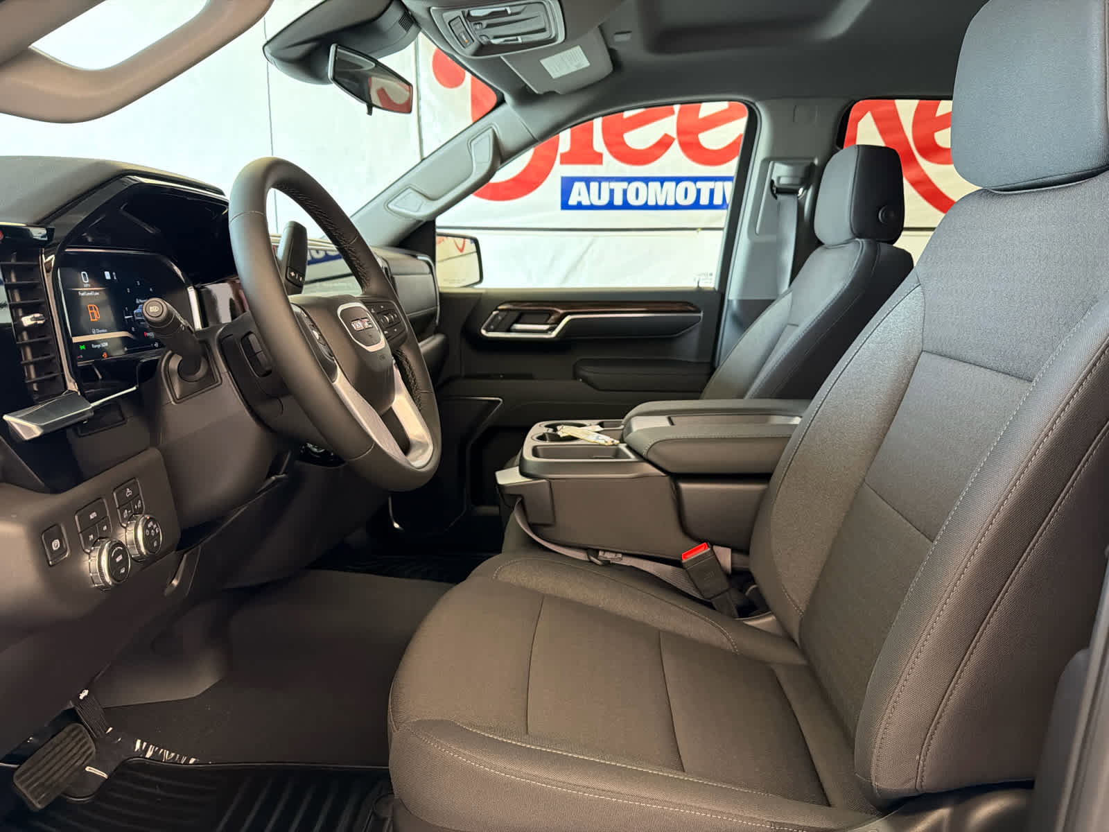 New 2026 GMC Sierra 1500 Elevation image 15