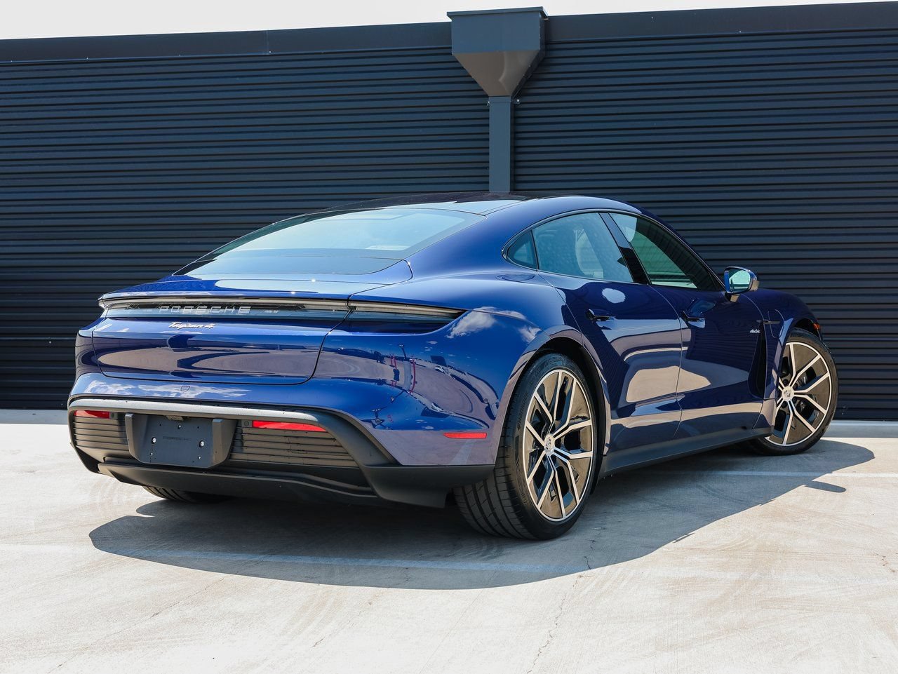 Used 2025 Porsche Taycan AWD/4WD image 7
