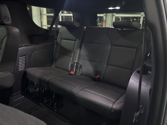 Used 2024 Chevrolet Suburban High Country w/ Max Trailering Package image 33