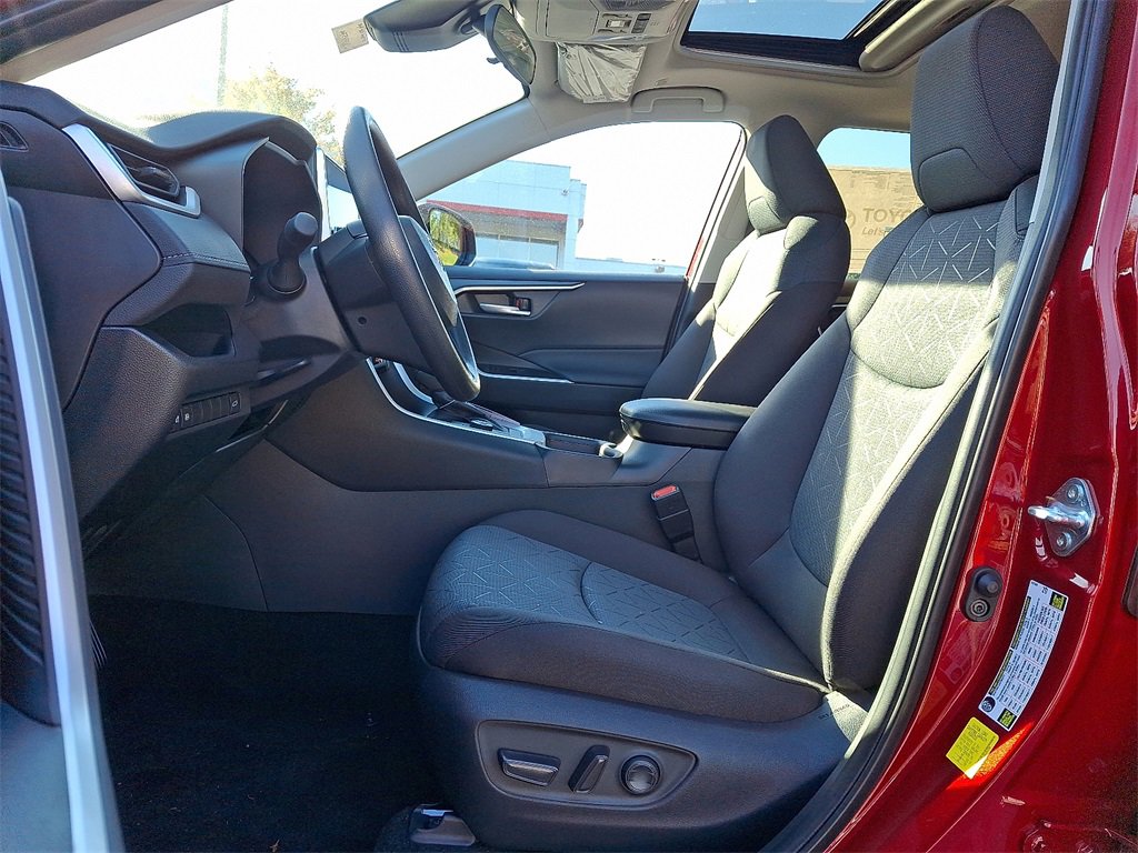 New 2025 Toyota RAV4 XLE image 8