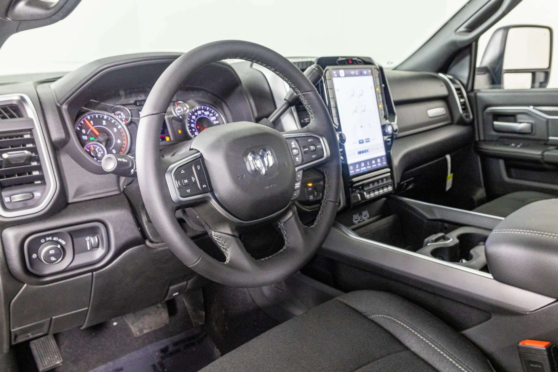 New 2025 RAM 2500 Big Horn image 4