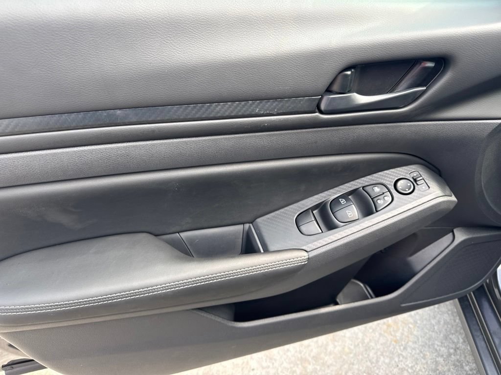 New 2026 Nissan Altima 2.5 SV w/ SV Special Edition Package FWD image 13