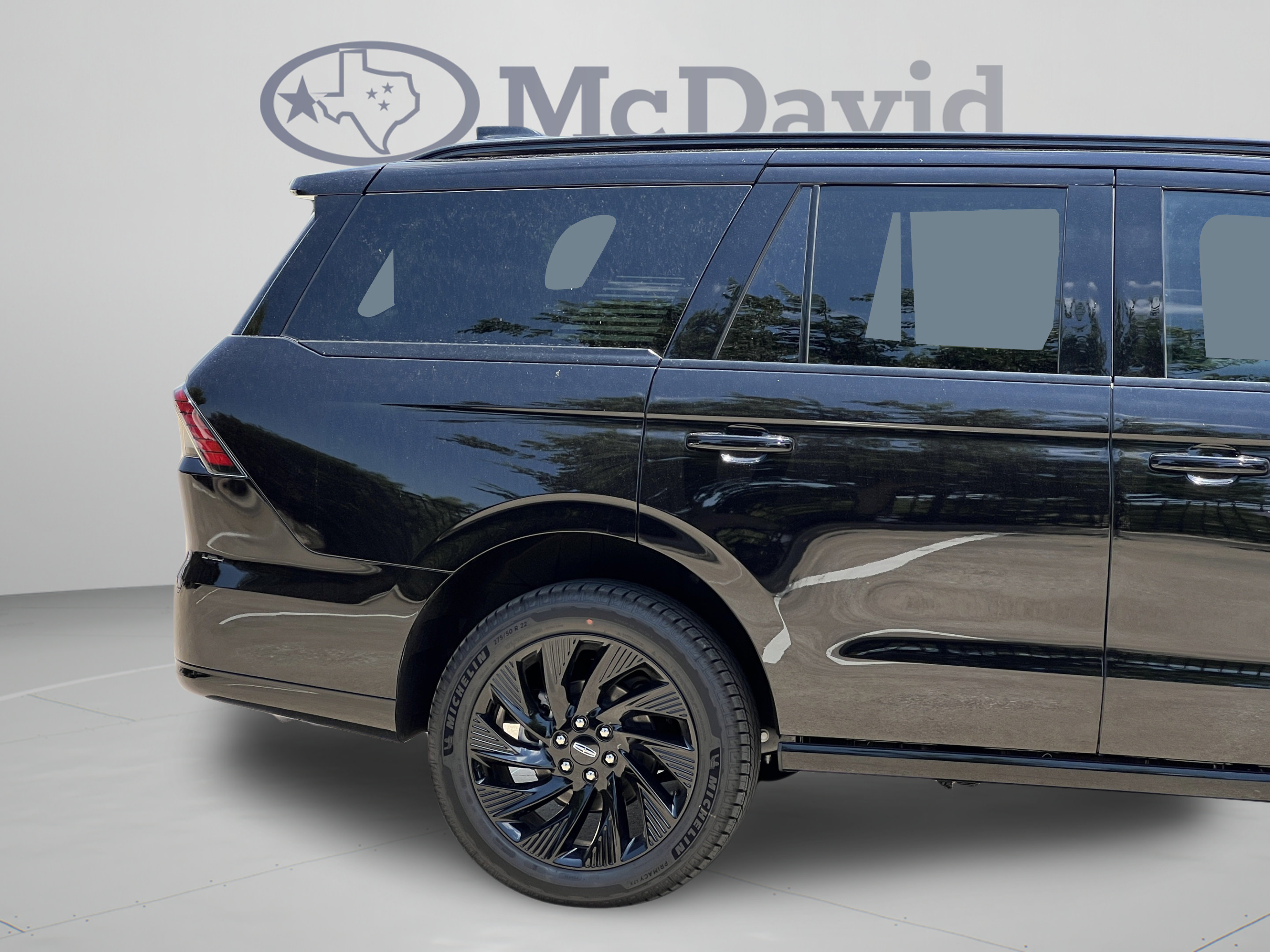 New 2027 Lincoln Navigator Reserve w/ Jet Appearance Package AWD/4WD image 32