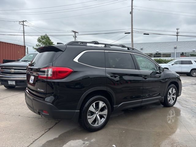 Used 2023 Subaru Ascent Premium w/ Convenience Package AWD/4WD image 7