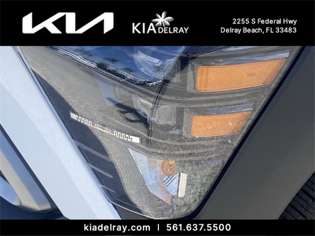 Used 2025 Hyundai Kona SEL image 6