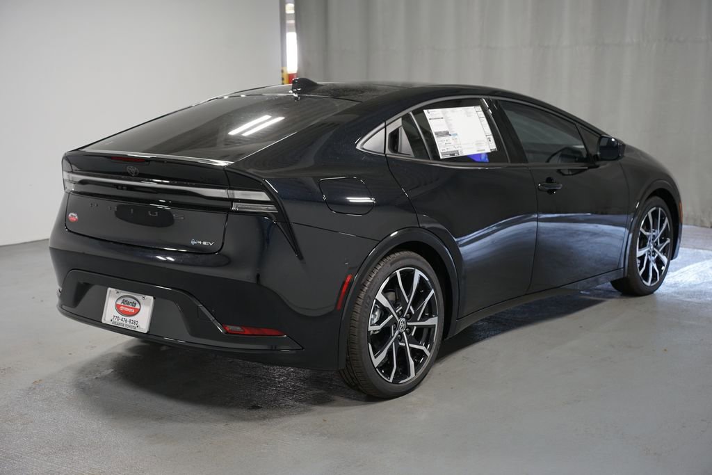 New 2026 Toyota Prius Plug-In Hybrid image 8