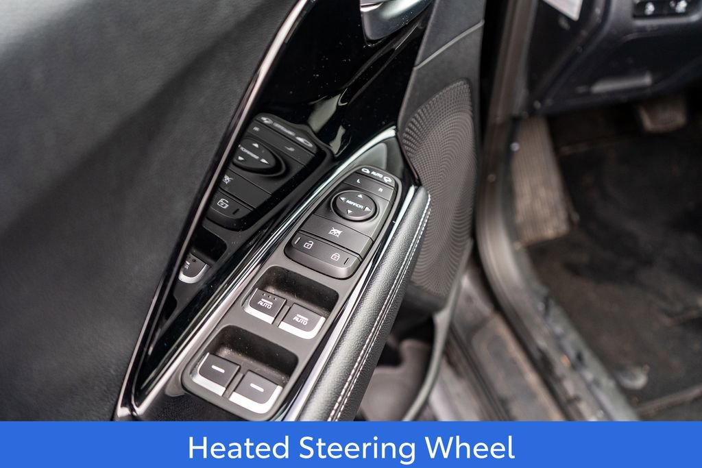 Used 2021 Kia Niro EX w/ Cold Weather Package image 16