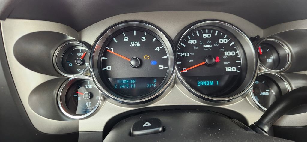 Used 2011 Chevrolet Silverado 3500 LT w/ Interior Plus Package AWD/4WD image 5