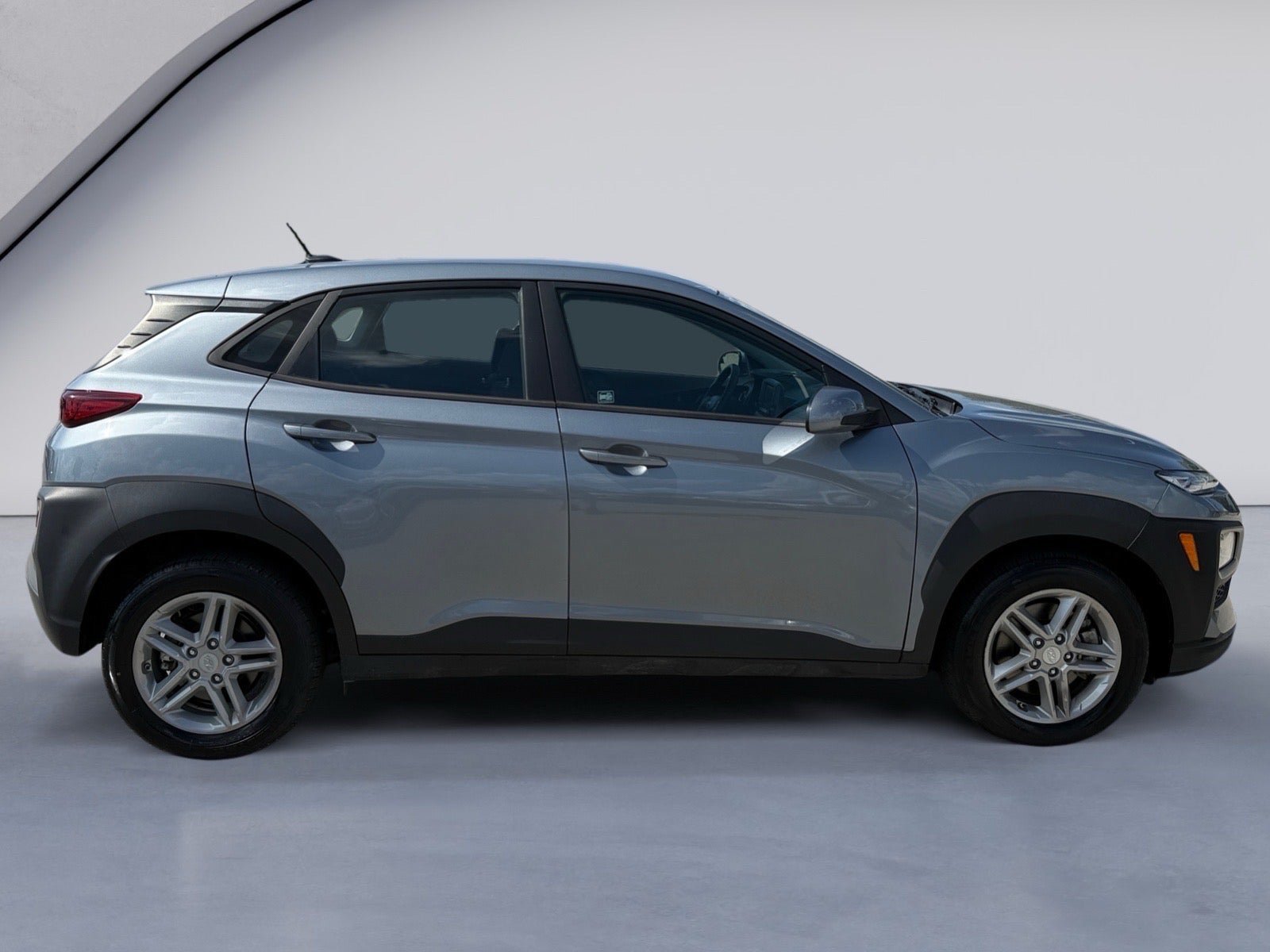 Used 2021 Hyundai Kona SE AWD/4WD image 6