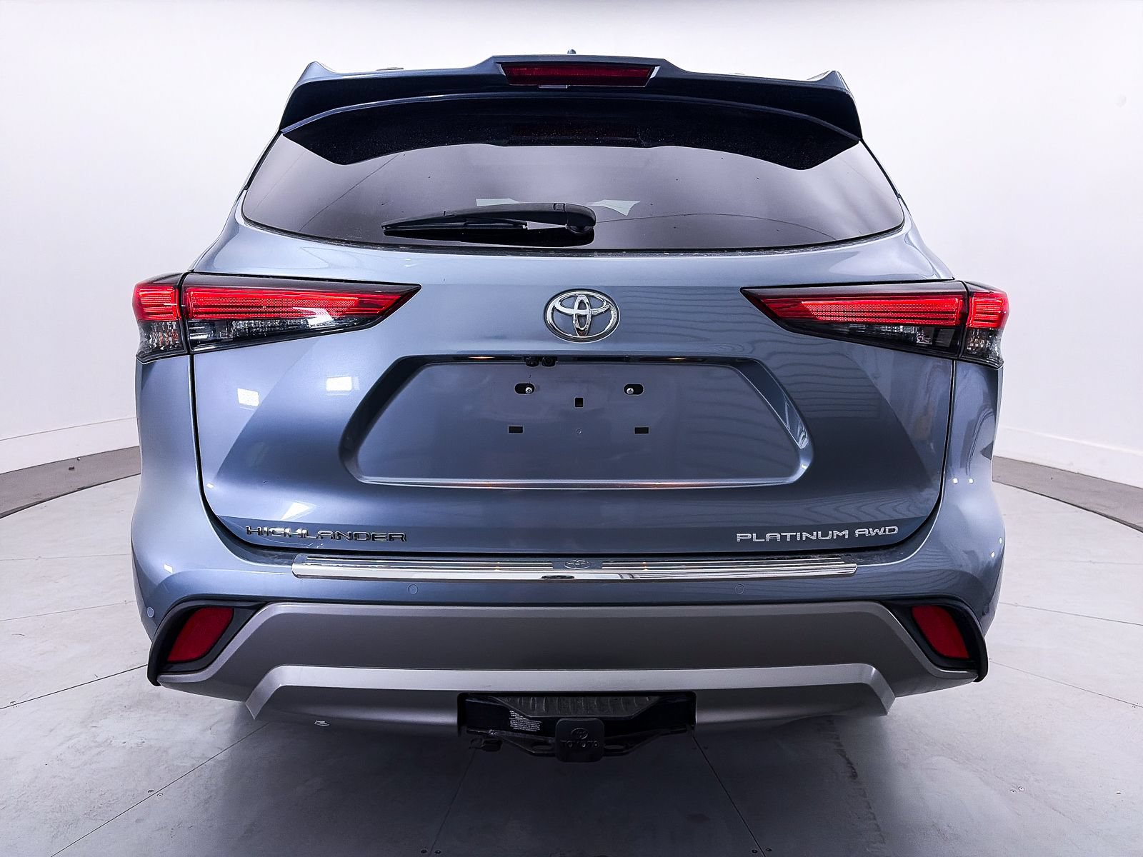 Used 2021 Toyota Highlander Platinum AWD/4WD image 18