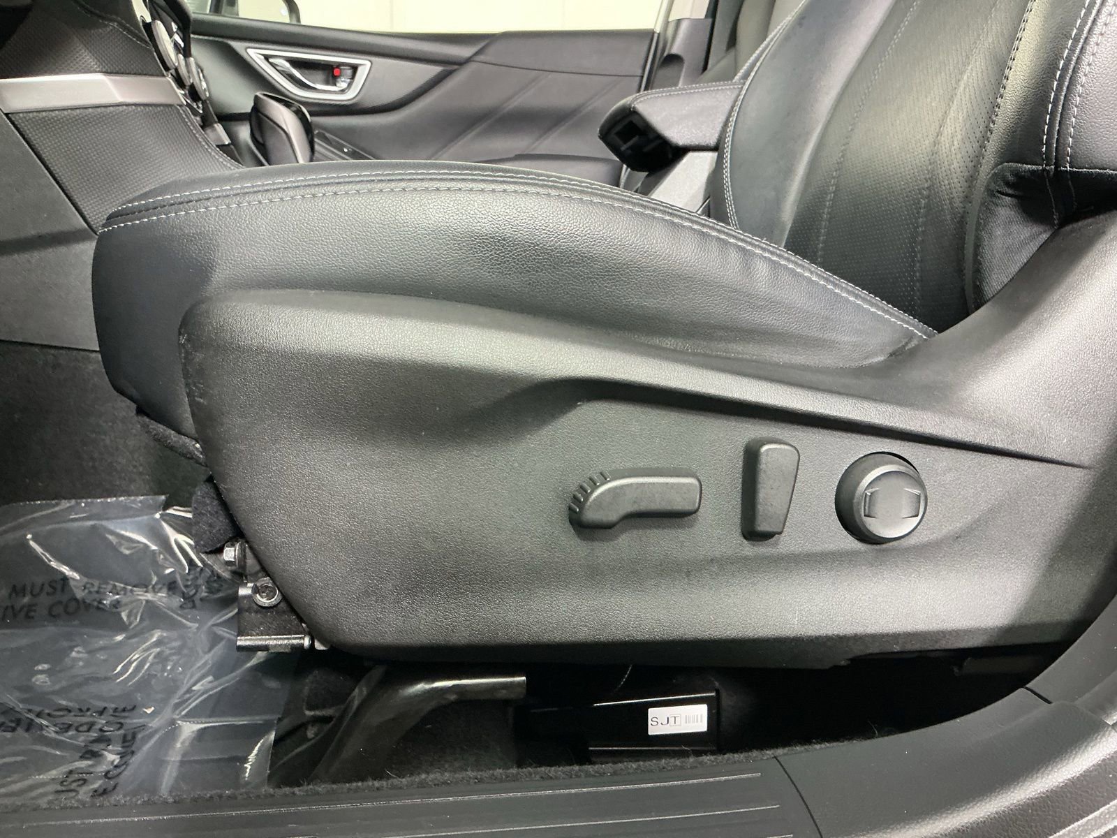 Used 2019 Subaru Forester Limited w/ Popular Package #3 image 14