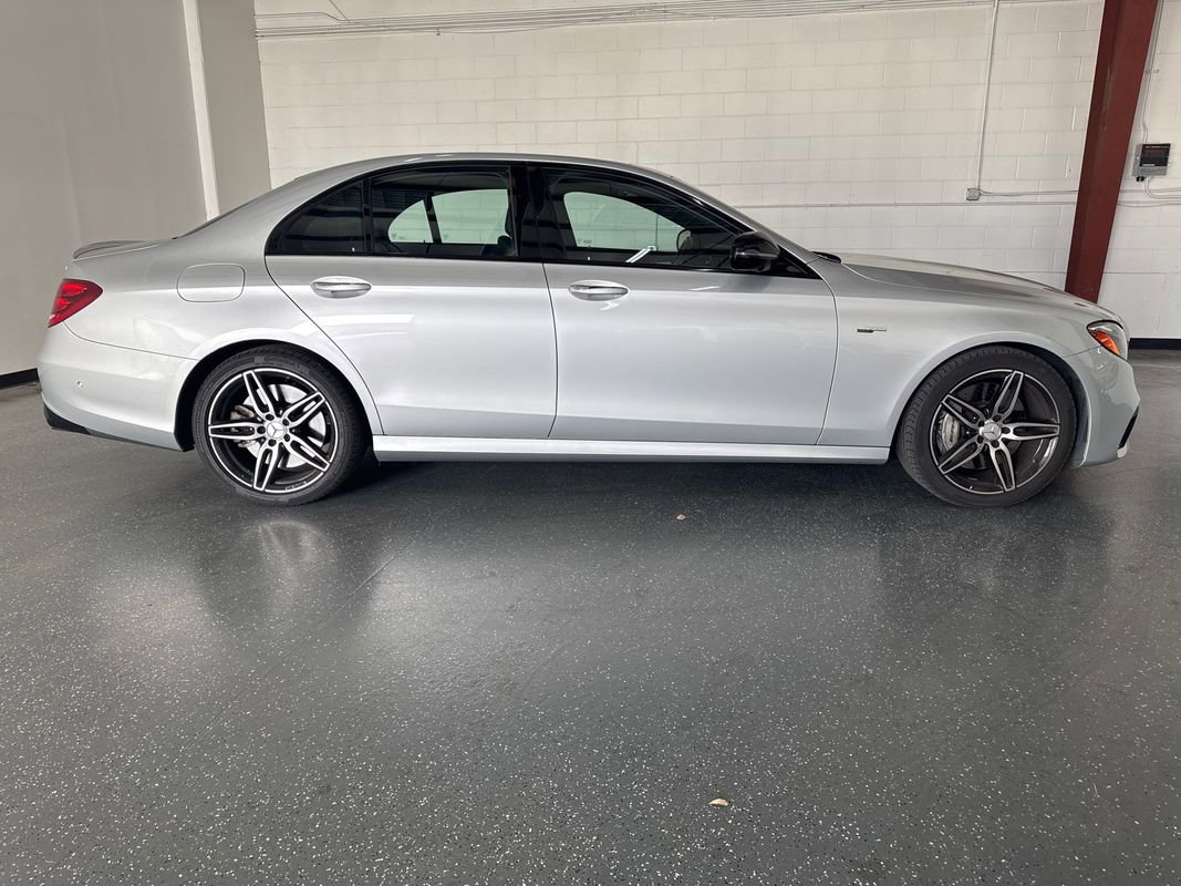 Used 2020 Mercedes-Benz E 53 AMG 4MATIC Sedan image 3