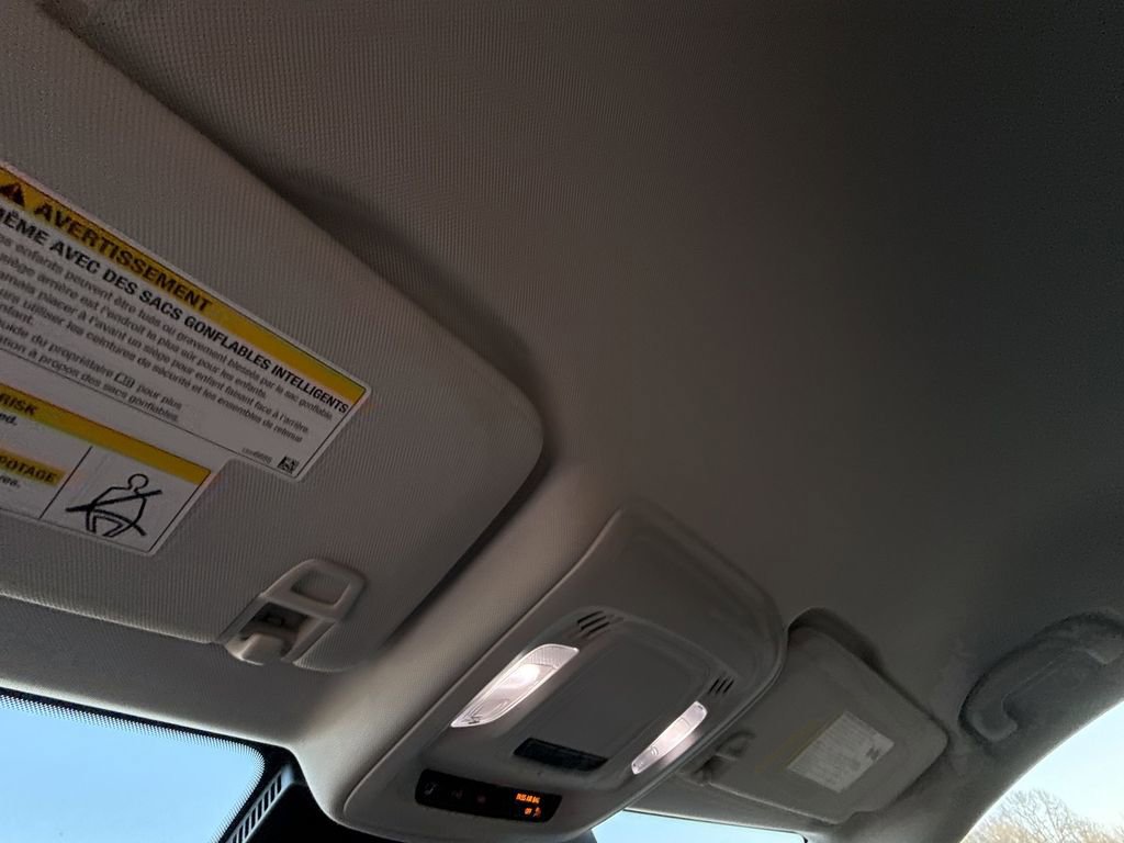 Certified 2025 Buick Envision Sport Touring image 25