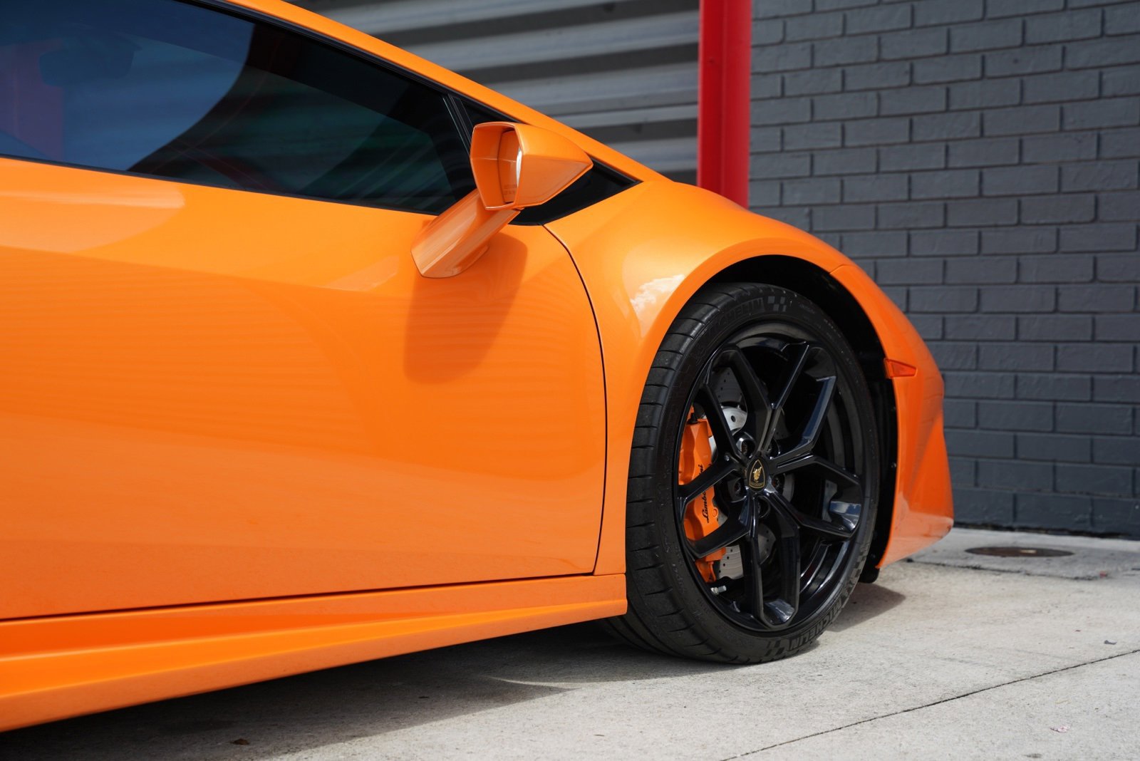 Used 2019 Lamborghini Huracan LP 580-2 image 7