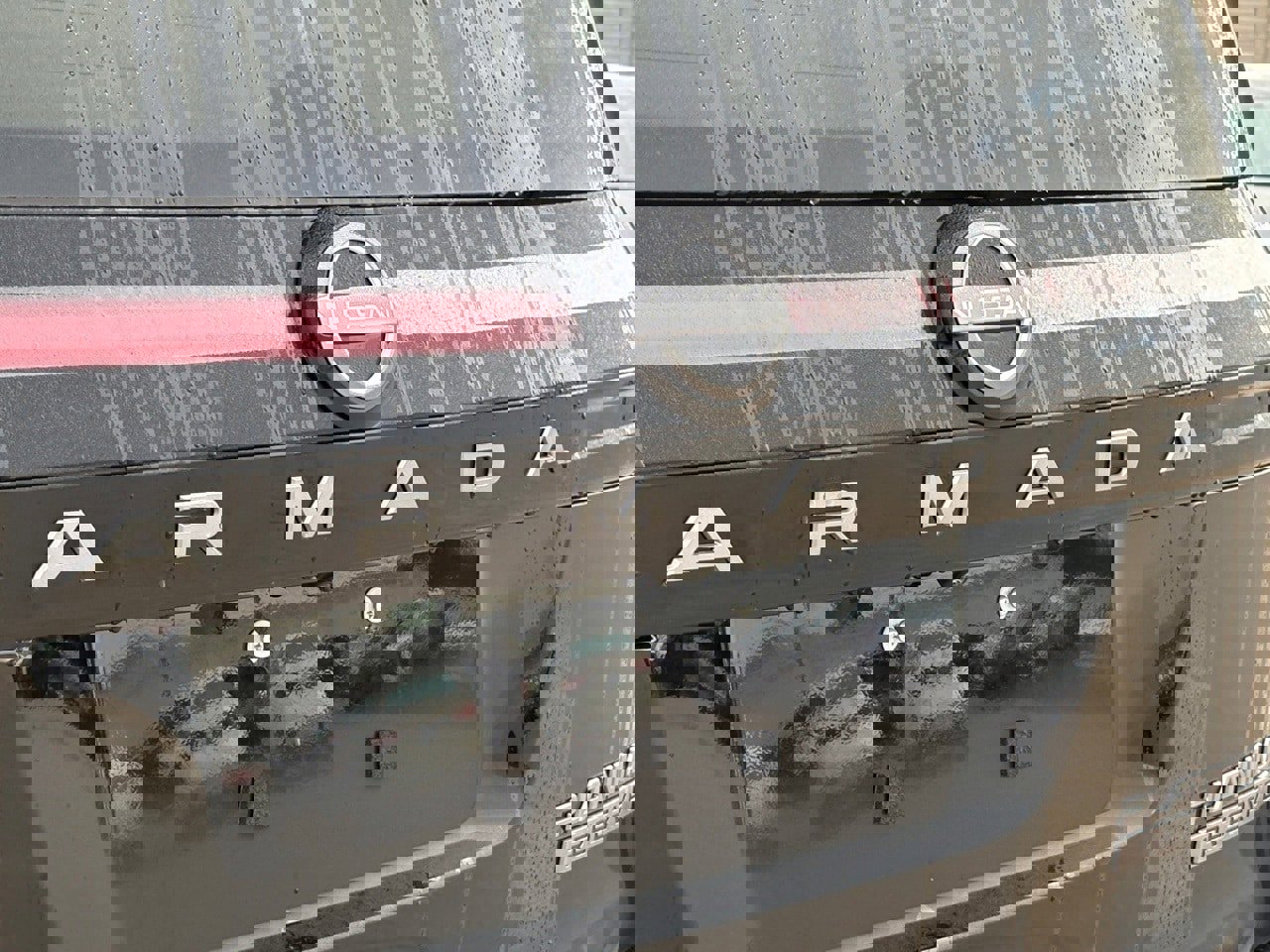 Certified 2025 Nissan Armada Platinum Reserve image 7