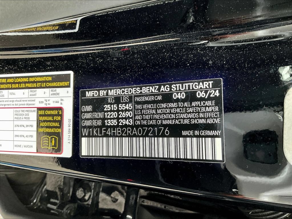 Used 2024 Mercedes-Benz E 350 4MATIC Sedan image 4