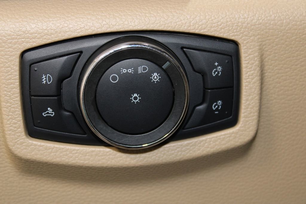 Used 2021 Ford F250 Lariat w/ Lariat Ultimate Package image 38