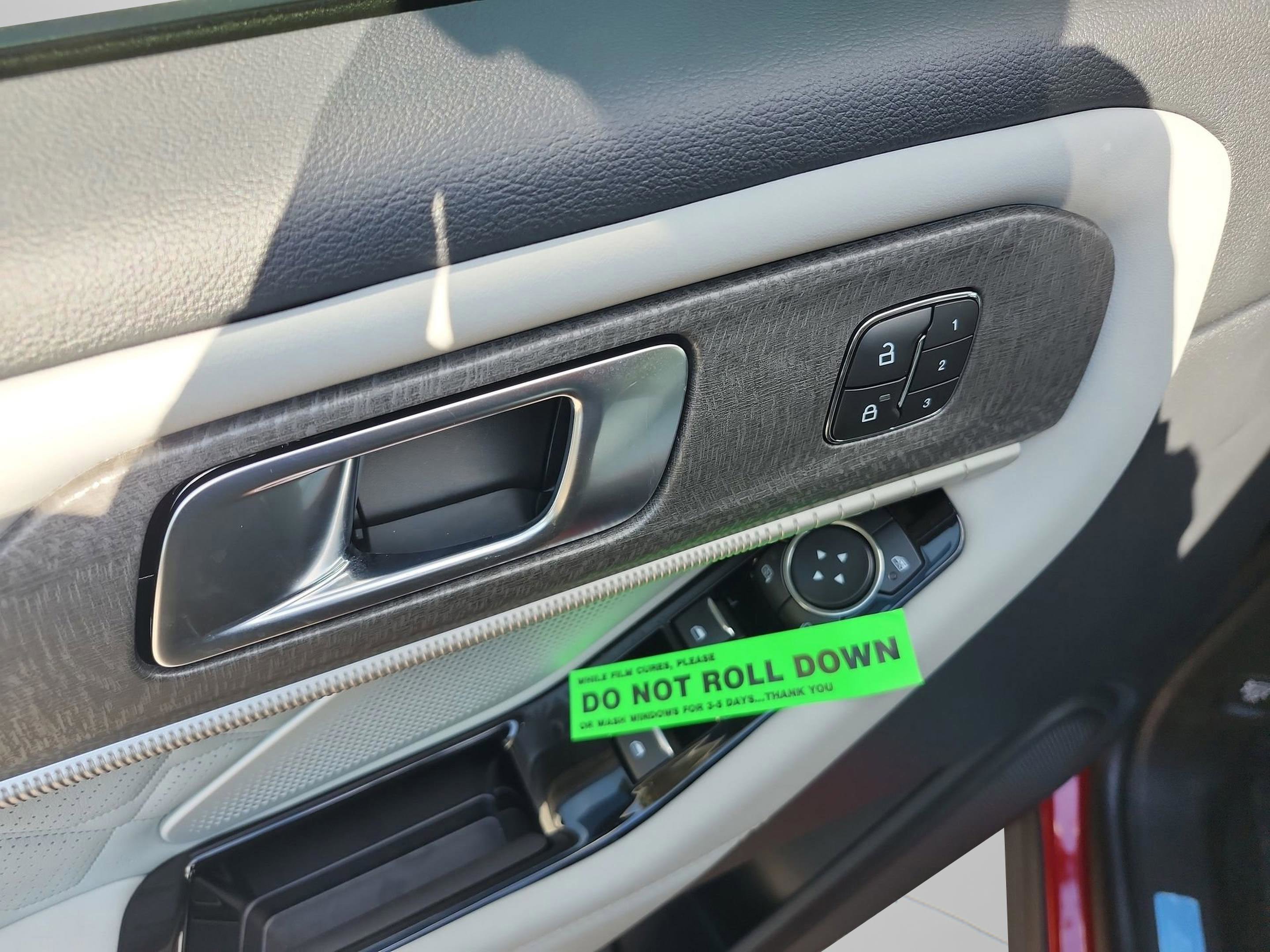 New 2026 Ford Explorer Platinum w/ LUX Leather Package image 15