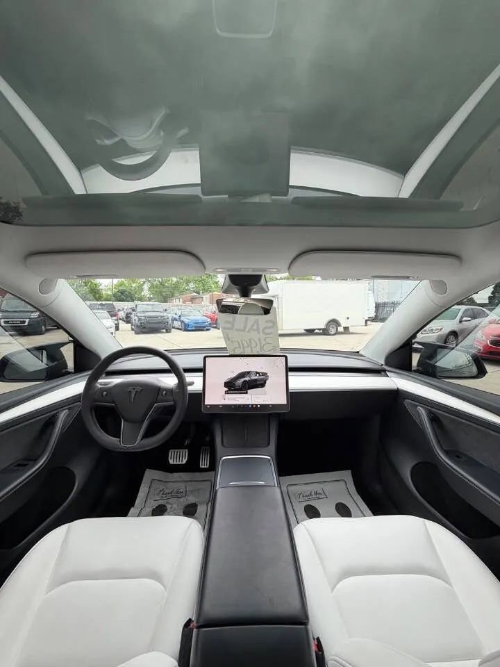 Used 2022 Tesla Model Y Performance AWD/4WD image 14