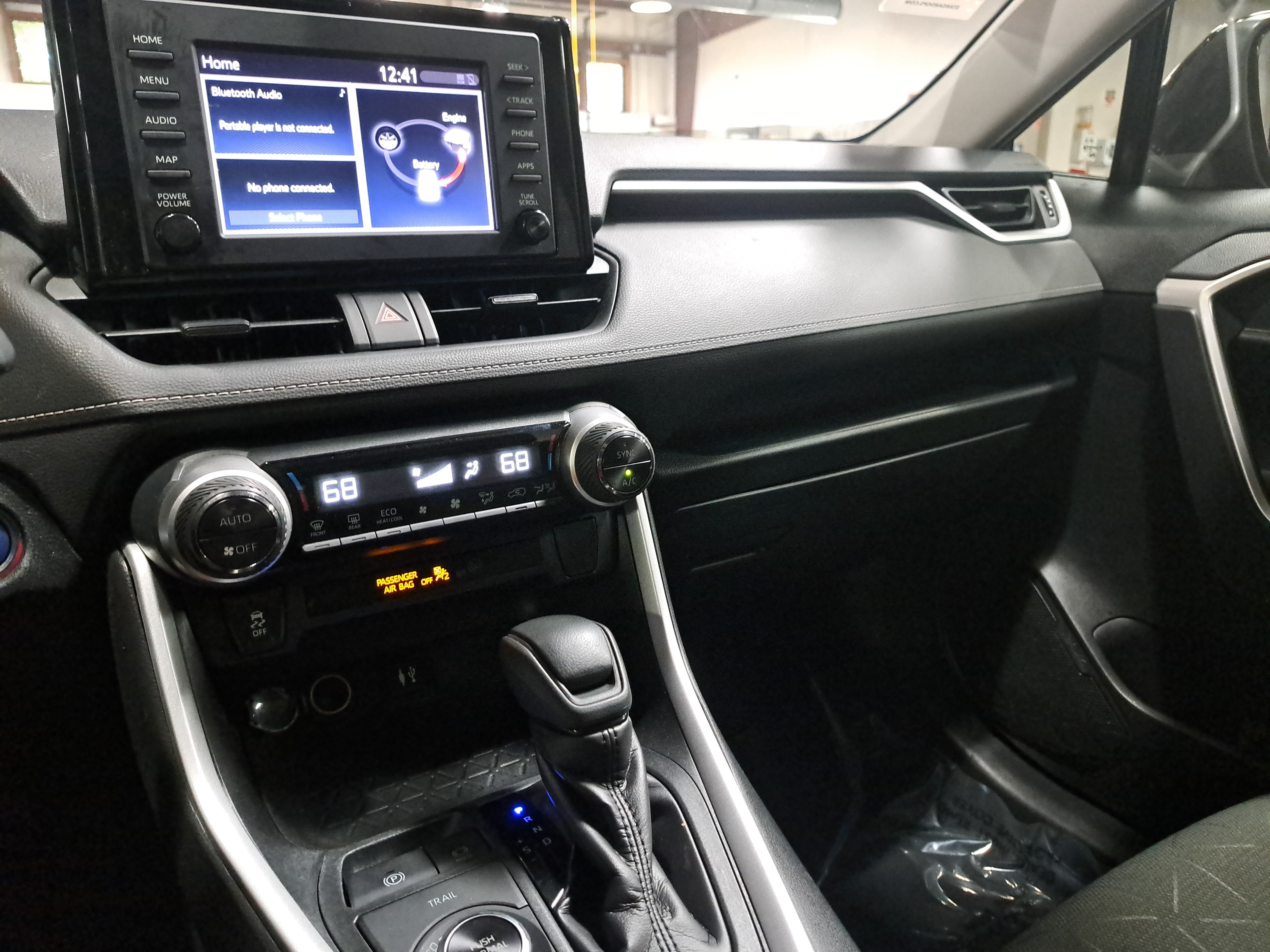 Used 2019 Toyota RAV4 XLE AWD/4WD image 20