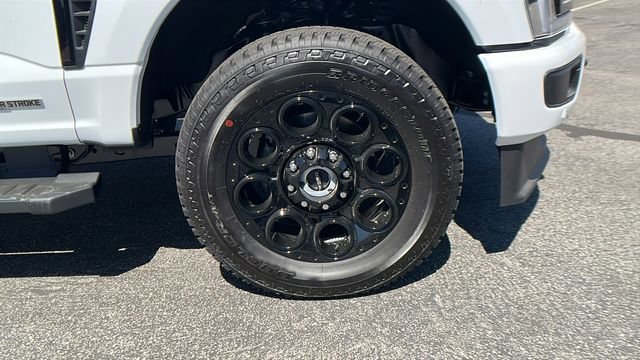 New 2026 Ford F250 Lariat w/ Black Appearance Package AWD/4WD image 10